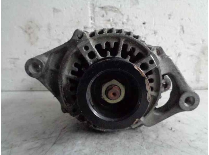 Replacement alternator for Chrysler Stratus sedan (JA) 2.0 16V CAT OEM IAM reference 4609415 TN1210003510 DENSO