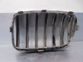 Recambio de rejilla delantera para bmw x3 (f25) 2.0 referencia OEM IAM 51117210726 