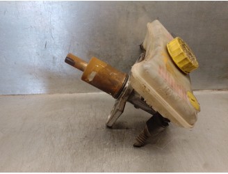 Recambio de bomba freno para opel corsa b 1.2 referencia OEM IAM 8E0611301E 320670094 