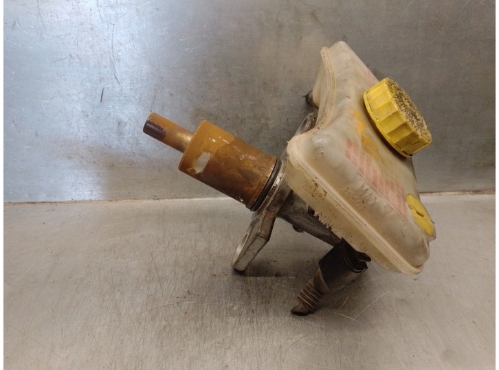 Recambio de bomba freno para opel corsa b 1.2 referencia OEM IAM 8E0611301E 320670094 