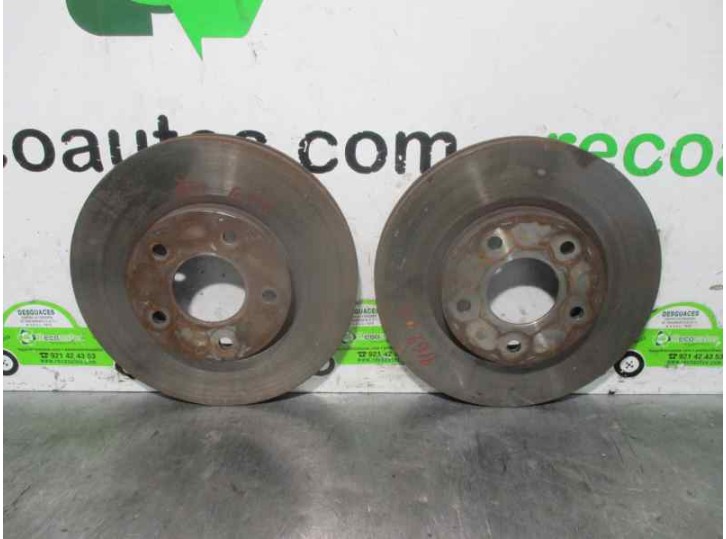 Replacement front brake disc for Nissan X-Trail (T30) 2.2 dCi diesel CAT OEM IAM reference 402063Y502 