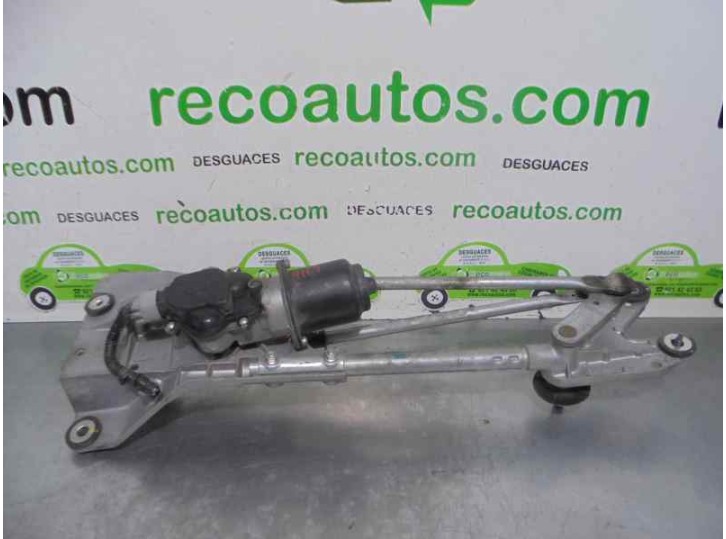 Front wiper motor replacement for Nissan X-Trail (T30) 2.2 dCi diesel cat OEM IAM reference 421632228 