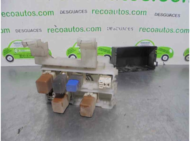 Recambio de caja reles / fusibles para nissan x-trail (t30) 2.2 dci diesel cat referencia OEM IAM 2438MA 