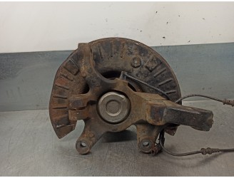 Recambio de mangueta delantera derecha para mercedes-benz vito (w639) basic, combi 2.1 cdi cat referencia OEM IAM A6393300732  