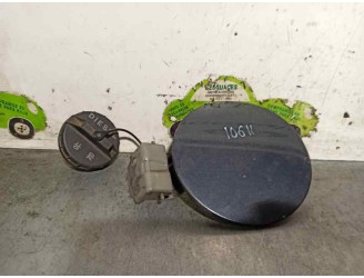 Recambio de tapa exterior combustible para ssangyong rodius 2.7 turbodiesel cat referencia OEM IAM 6361021003  