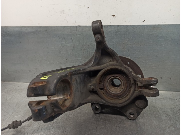 Recambio de mangueta delantera derecha para citroën ds3 1.2 12v e-thp referencia OEM IAM 1607557580 