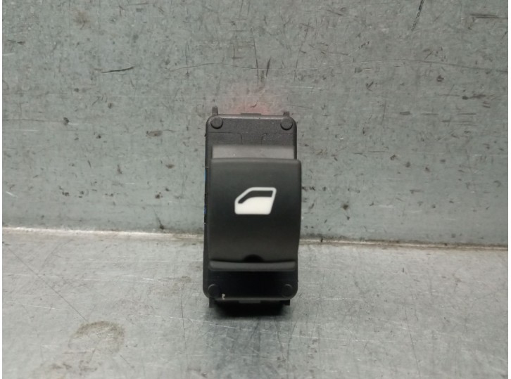 Replacement rear right window regulator switch for Citroën DS5 2.0 HDi 165 OEM IAM reference 96664318ZD 