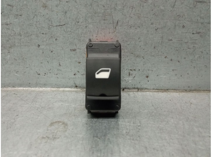 Replacement rear left window lift switch for Citroën DS5 2.0 HDi 165 OEM IAM reference 96664318ZD 