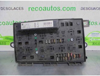 Recambio de caja reles / fusibles para opel astra h berlina 1.7 16v cdti cat (z 17 dtl / lrb) referencia OEM IAM 13145039 5DK008