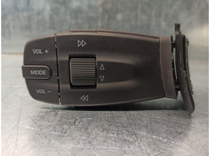 Recambio de mando multifuncion para seat ibiza (6j5) 1.4 tdi referencia OEM IAM 5J0959849 