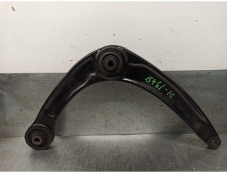 Recambio de brazo suspension inferior delantero izquierdo para citroën berlingo 1.6 16v hdi referencia OEM IAM 557452 