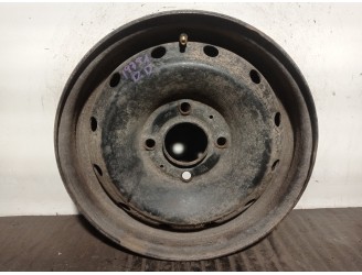 Recambio de llanta para peugeot 205 berlina 1.2 referencia OEM IAM 5401J0 R135.00BX13CHET28 