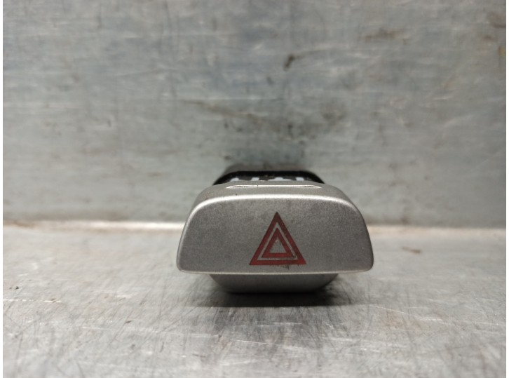 Recambio de warning para ford focus lim. (cb4) 1.6 16v cat referencia OEM IAM 8M5T13A350AA  