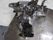 Replacement of gearbox for Hyundai Lantra Saloon (RD) 1.9 Diesel CAT OEM IAM reference JX 681924 
