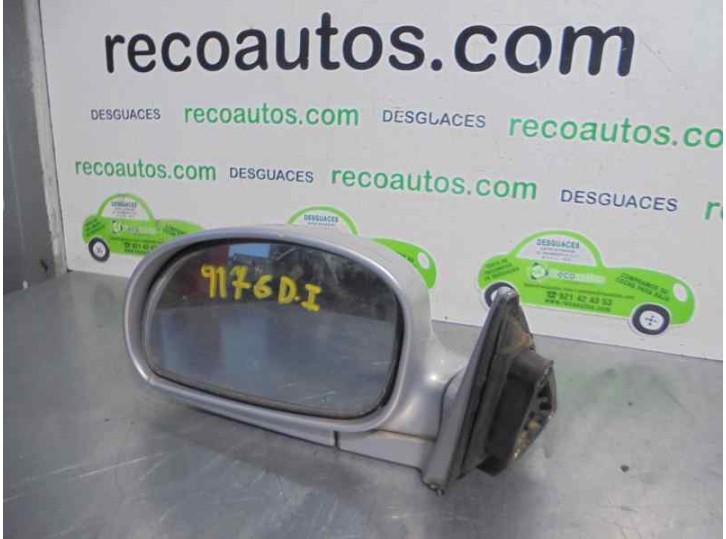 Replacement left wing mirror for Hyundai Lantra saloon (RD) 1.9 diesel cat OEM IAM reference 8760529601 3 PINS 