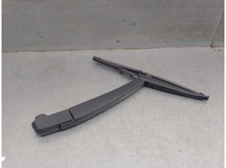 Recambio de brazo limpia trasero para citroën c3 ii (sc_) 1.4 vti 95 referencia OEM IAM 6429HE 6429HE 