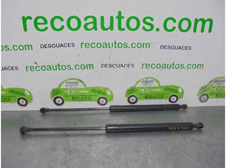 Recambio de amortiguadores maletero / porton para toyota avensis monovolumen (t22) 2.0 turbodiesel cat referencia OEM IAM 689600