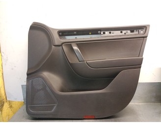 Recambio de guarnecido puerta delantera derecha para volkswagen touareg (7p5, 7p6) 3.0 v6 tdi referencia OEM IAM 7P1867012 7P186