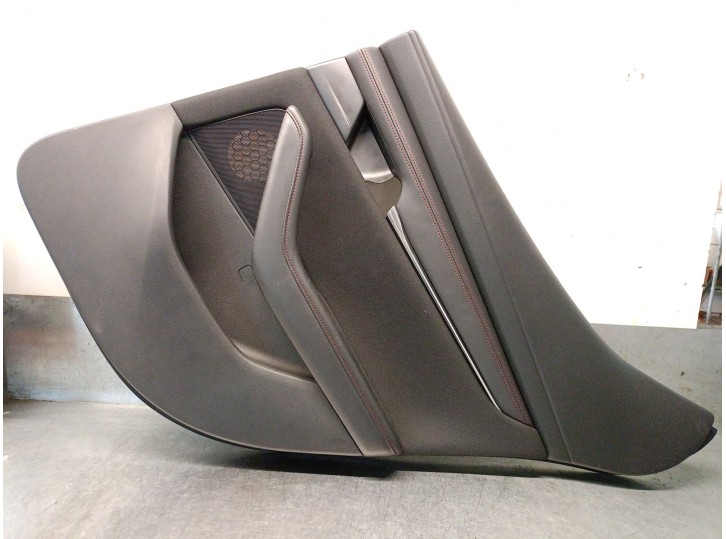 Recambio de guarnecido puerta trasera derecha para mazda 3 hatchback (bp) 2.0 skyactiv-g m hybrid referencia OEM IAM BCJH6853Z 