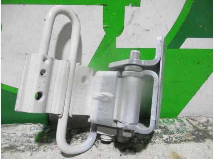 Recambio de bisagra puerta para seat exeo berlina (3r2) 2.0 tdi referencia OEM IAM  8E0833411E 