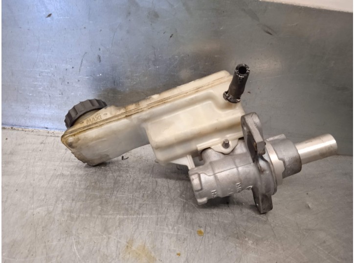 Recambio de bomba freno para renault megane ii classic berlina confort dynamique referencia OEM IAM 0204051266  