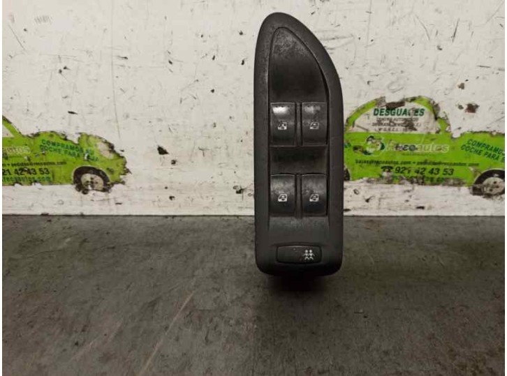 Recambio de mando elevalunas delantero izquierdo para renault laguna ii (bg0) 2.2 dci turbodiesel referencia OEM IAM 8200315050A
