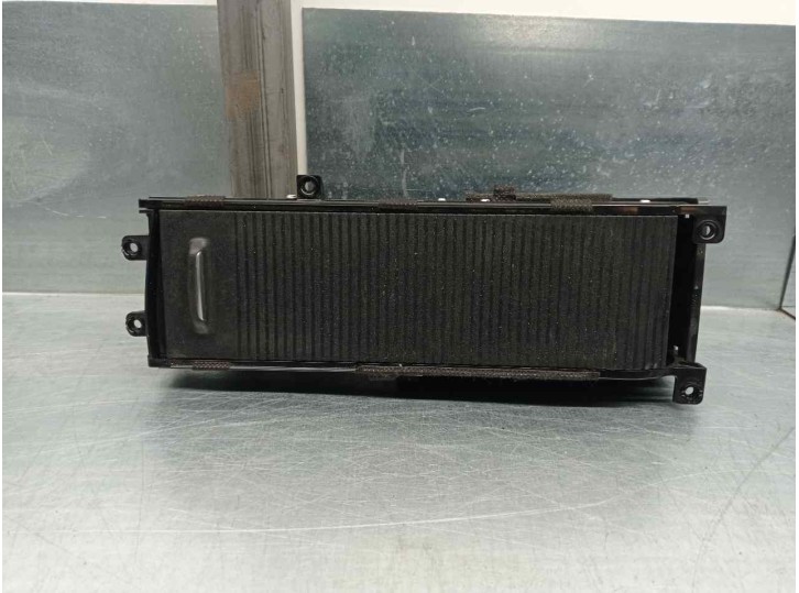 Replacement glove box for Kia Optima 1.7 CRDi cat OEM IAM reference 84625D4000 
