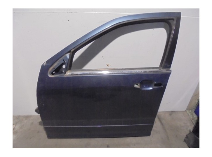 Replacement front left door for Cadillac SRX V6 Elegance OEM IAM reference 4067306 GREENISH BLUE 5 DOORS