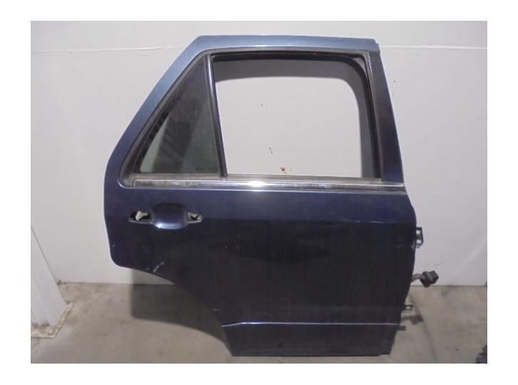 Replacement rear right door for Cadillac SRX V6 Elegance OEM IAM reference 4067307 GREENISH BLUE 5 DOORS