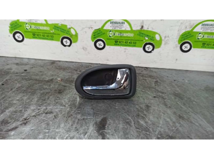 Recambio de maneta interior trasera derecha para mazda premacy (cp) 2.0 turbodiesel cat referencia OEM IAM C10058330E 