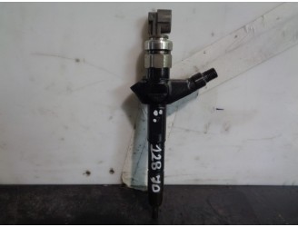 Replacement injector for Nissan Almera Tino (V10M) 2.2 DCi Diesel CAT OEM IAM reference 16600BN800 02E00462 
