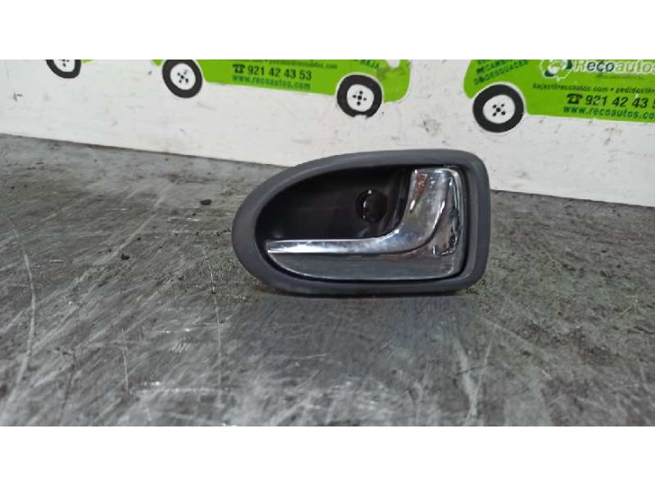 Recambio de maneta interior delantera derecha para mazda premacy (cp) 2.0 turbodiesel cat referencia OEM IAM C10058330E 