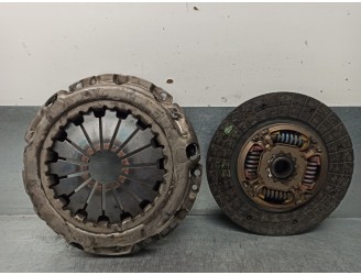 Recambio de kit embrague para toyota auris 1.2 16v turbo cat referencia OEM IAM 3121012371 AISIN