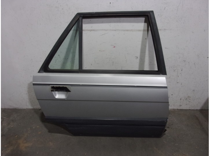Recambio de puerta trasera derecha para renault 11 (1983....) 1.4 52kw referencia OEM IAM GRIS 5 PUERTAS