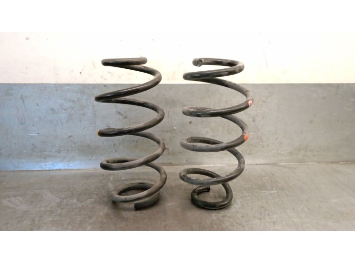 Recambio de muelle amortiguacion para mazda 3 hatchback (bp) 2.0 skyactiv-g m hybrid referencia OEM IAM BCKA28011B 