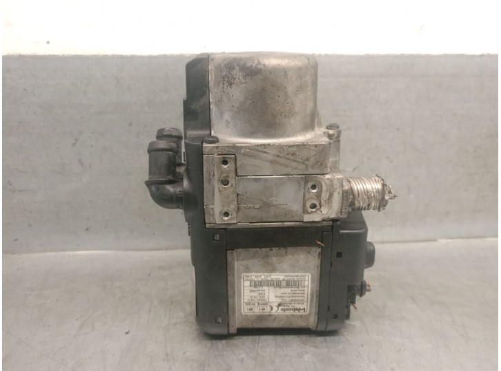 Recambio de calentador agua para jaguar s-type 2.7 v6 diesel cat referencia OEM IAM XR850879 XR850879 9007152D WEBASTO