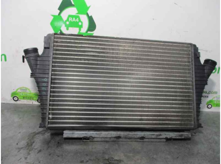 Replacement intercooler for Saab 9-3 Sport Hatch 1.8 CAT OEM IAM reference 12765753 989327B VALEO