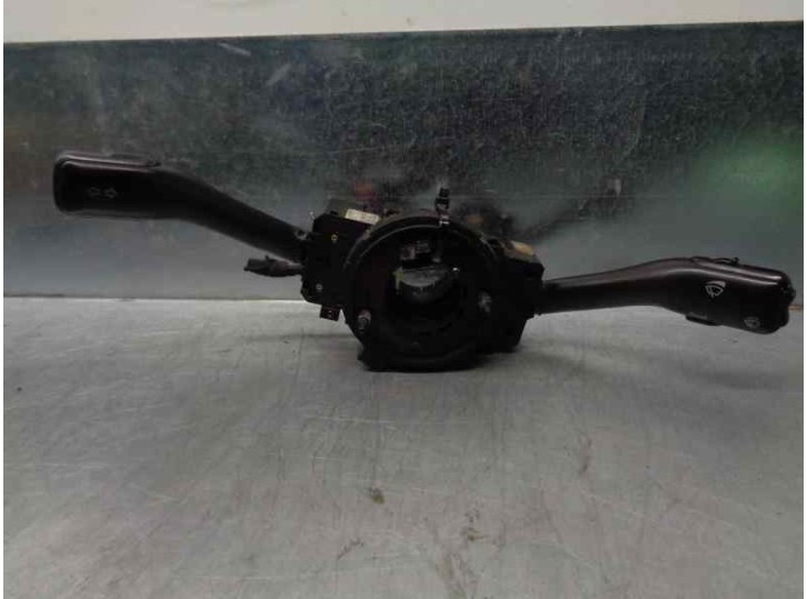 Recambio de mando luces para audi a6 berlina (4b2) 2.5 v6 24v tdi referencia OEM IAM 8L0953513G  