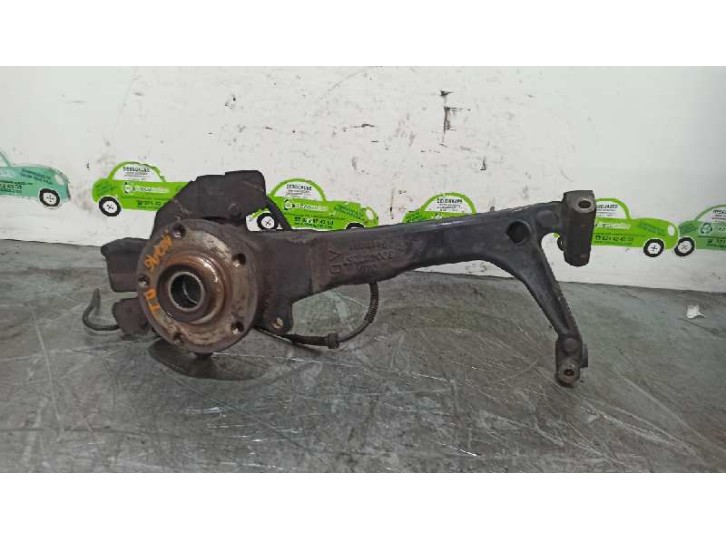 Recambio de mangueta delantera izquierda para volkswagen passat berlina (3b2) 1.9 tdi referencia OEM IAM 8D0407257AD  