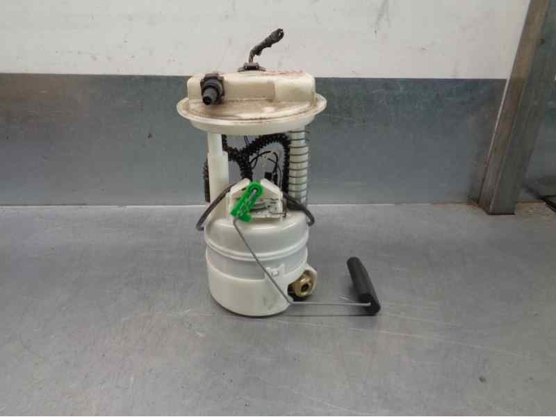 Recambio de aforador para renault clio iii 1.6 16v referencia OEM IAM 8200727740  