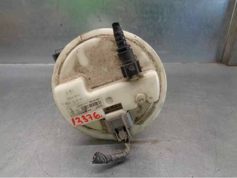 Recambio de aforador para renault clio iii 1.6 16v referencia OEM IAM 8200727740  