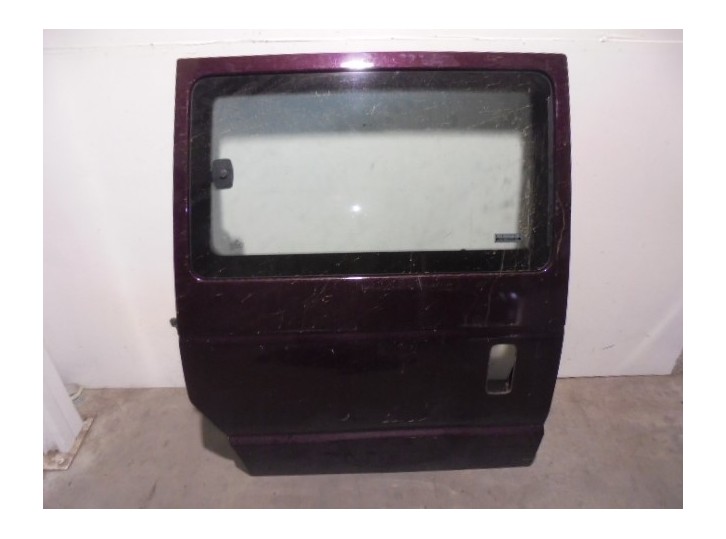 Recambio de puerta lateral corredera derecha para chrysler voyager (es) 2.5 td referencia OEM IAM 5252194 MORADA 5 PUERTAS