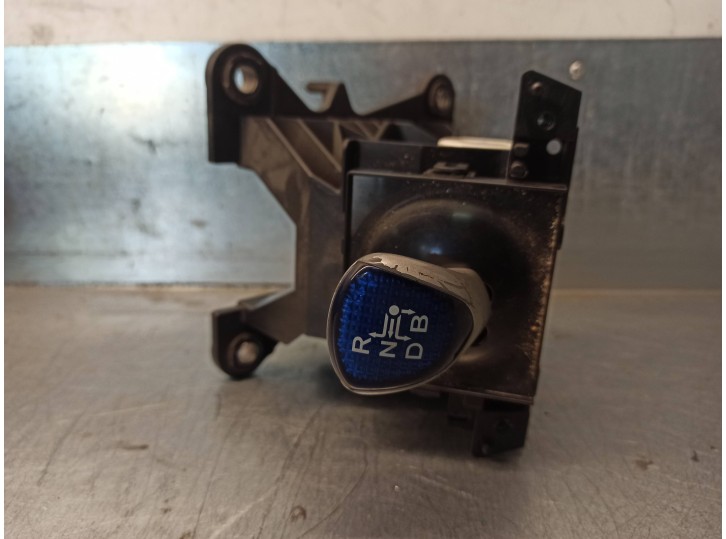 Recambio de palanca cambio para toyota auris 1.8 16v cat referencia OEM IAM 3355012D80 