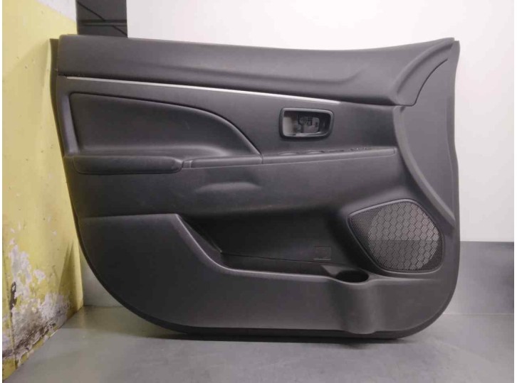 Replacement front left door trim panel for Mitsubishi ASX (GA0W) 1.8 DI-D CAT OEM IAM reference 7221B507XA 5 DOORS