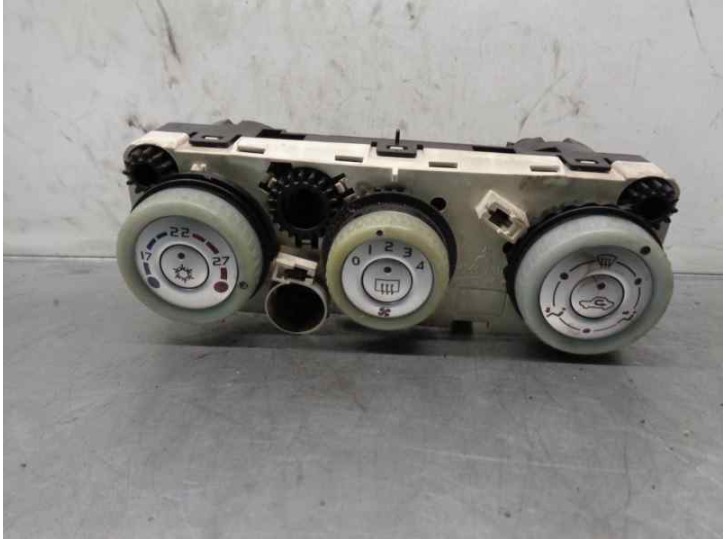 Recambio de mando calefaccion / aire acondicionado para mitsubishi colt berlina 3 (cz) 1.1 cat referencia OEM IAM PMN164569  