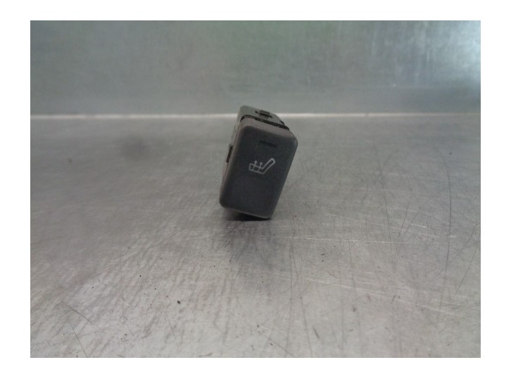 Recambio de interruptor para mg serie 800 (rs) 827 si referencia OEM IAM YUL10059  