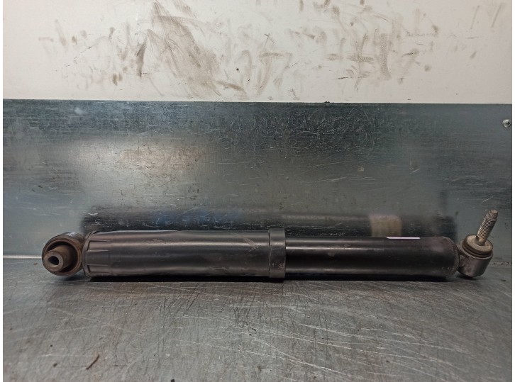 Recambio de amortiguador trasero derecho para renault kadjar 1.2 tce energy referencia OEM IAM 562104EA2A  