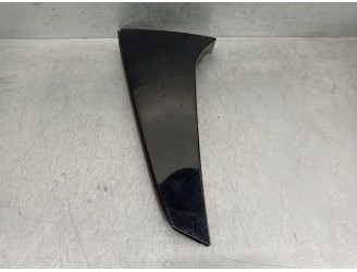 Recambio de molduras traseras para peugeot 308 ii (lb_, lp_, lw_, lh_, l3_) 1.6 hdi / bluehdi 115 referencia OEM IAM 9677956777 