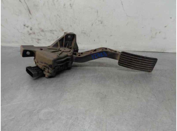 Recambio de potenciometro pedal para mitsubishi colt berlina 3 (cz) 1.1 cat referencia OEM IAM MN125792 6PV00886600 HELLA