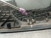 Recambio de rejilla delantera para nissan pathfinder (r51) 2.5 dci diesel cat referencia OEM IAM 62310EB400 62310EB400 